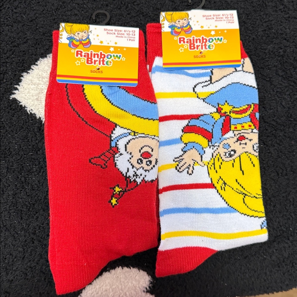 4 pairs for $20 Colorful Cartoon and Character Crew Socks NWT - Picture 7 of 8